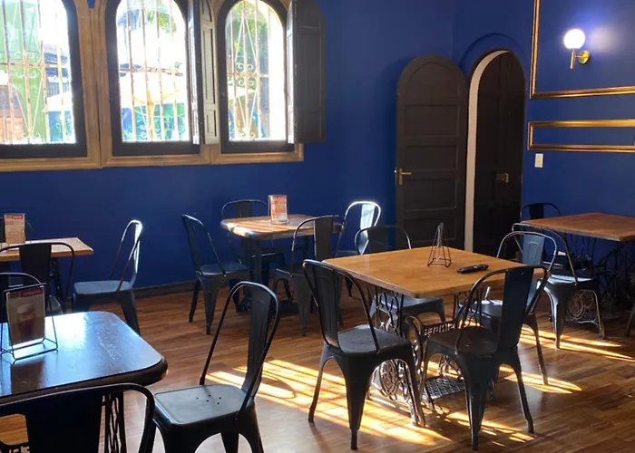 Hostal El Raco